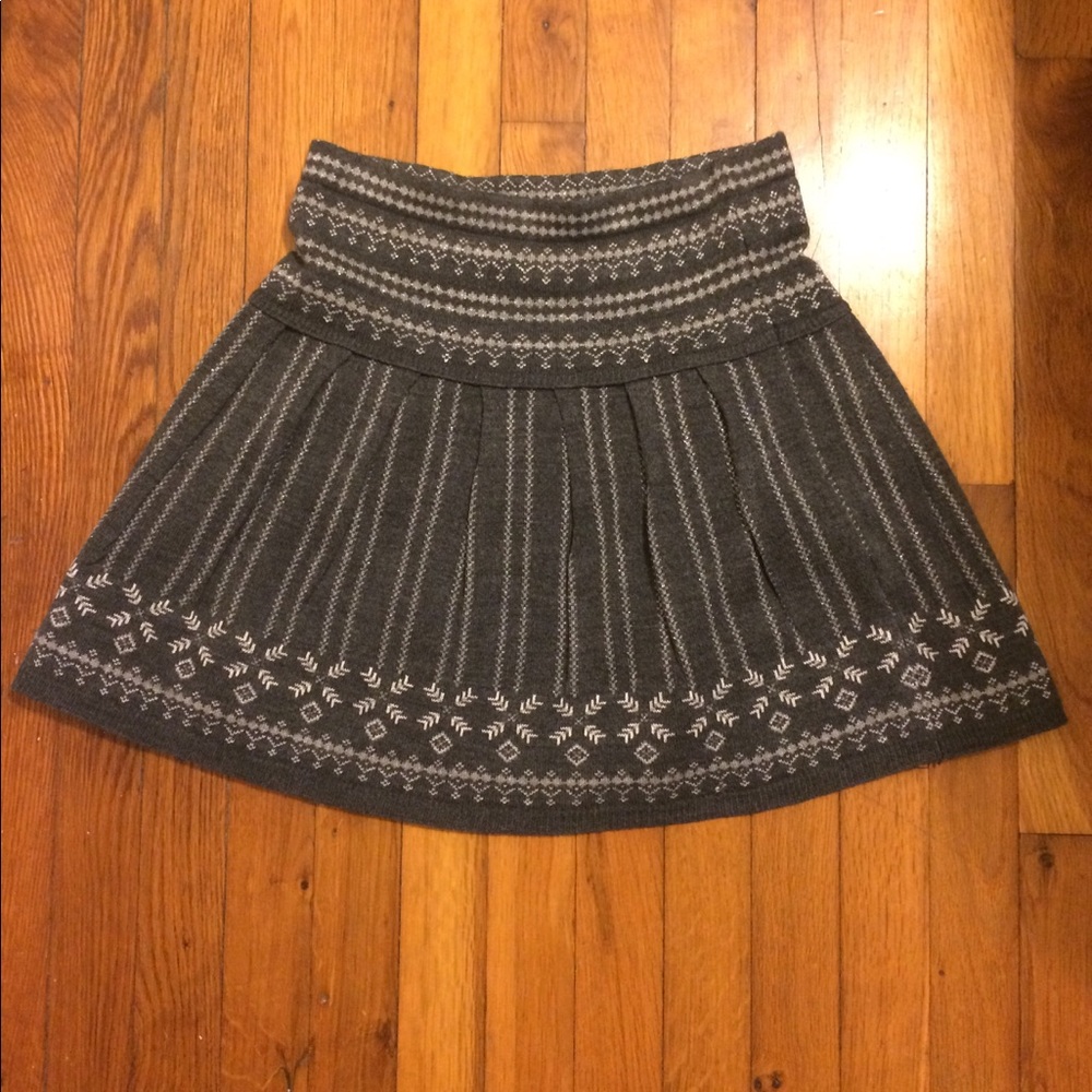 Grey Princess Vera Wang Knit Sweater Skirt